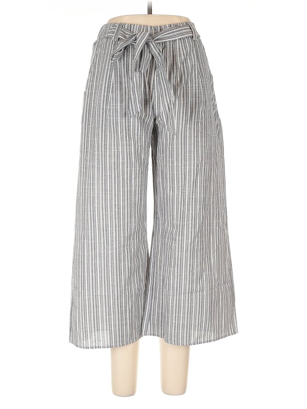NWT Women's Hayden Los Angeles Capri Pant Size L